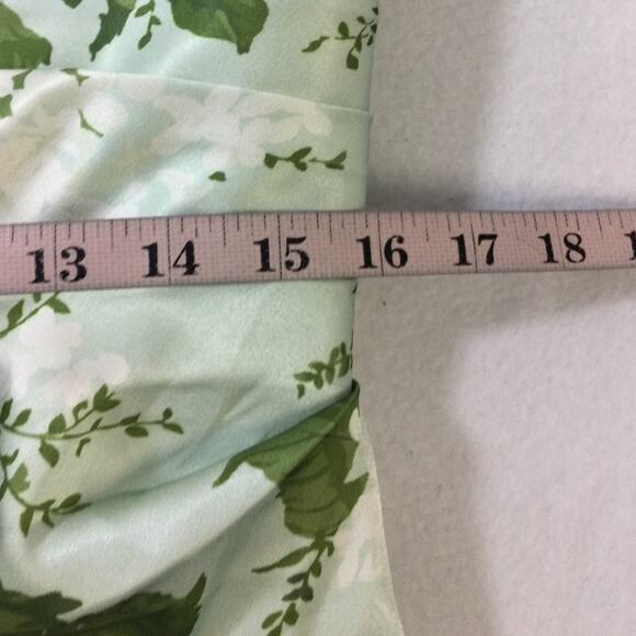 Floral Off-Shoulder Maxi Dress - Picture 8 of 10